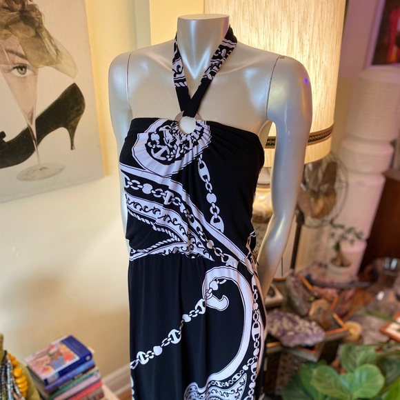 White House Black Market Dresses & Skirts - WHITE HOUSE/BLACK MARKET DRESS New with tag